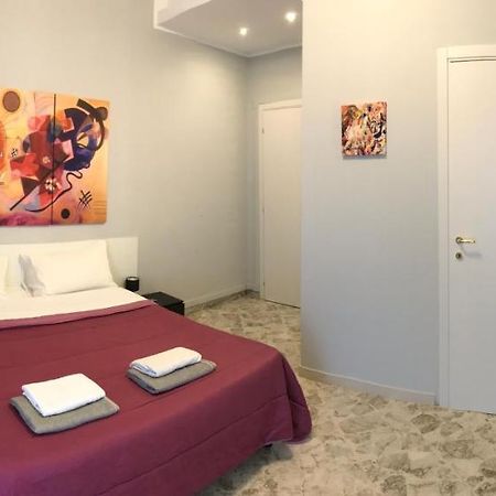 Cavour 124 -Guest-Room- Bari Exterior foto